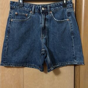 Zara TRF Mid rise denim shorts
